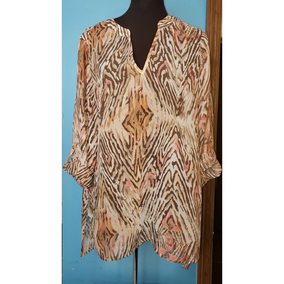 Chicos Travelers Collection Sheer Blouse Animal Aztec Print Roll Sleeve Sz 1 Med - Picture 1 of 12